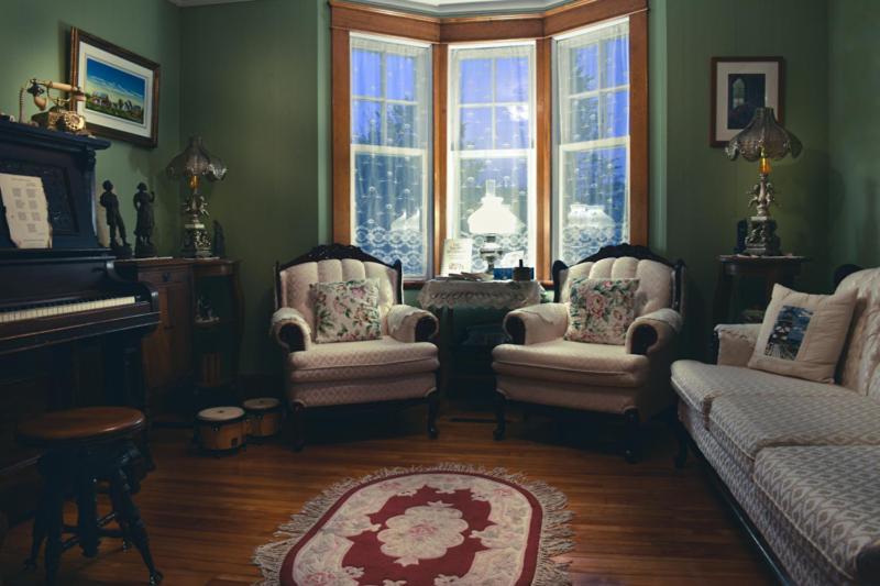 Complexe d'hébergement la Maison touristique Dugas Caraquet Esterno foto