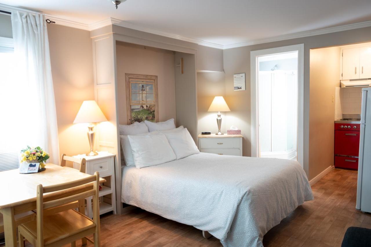 Complexe d'hébergement la Maison touristique Dugas Caraquet Esterno foto