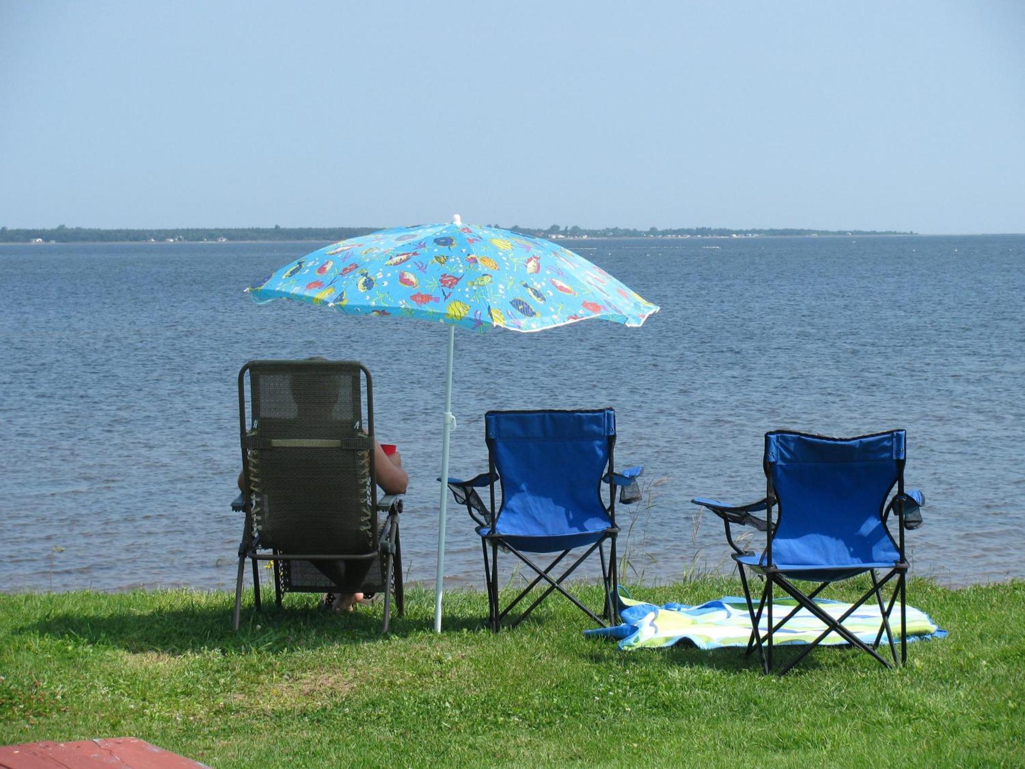 Complexe d'hébergement la Maison touristique Dugas Caraquet Esterno foto